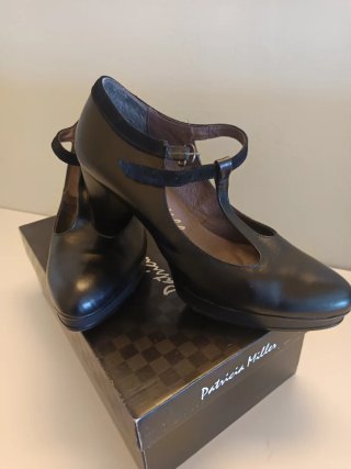 Zapatos Salón Patricia Miller Piel Negros T.41