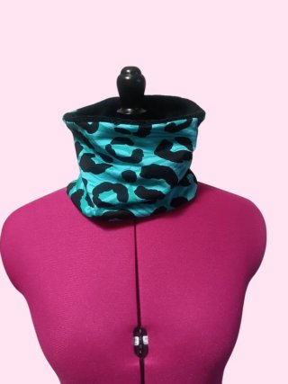 Braga de cuello con estampado leopardo