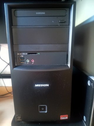 PC Core i3 + tv 22 +. Accesorios