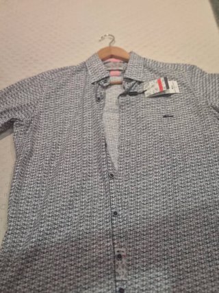 Camisa de vestir estampada Talla M