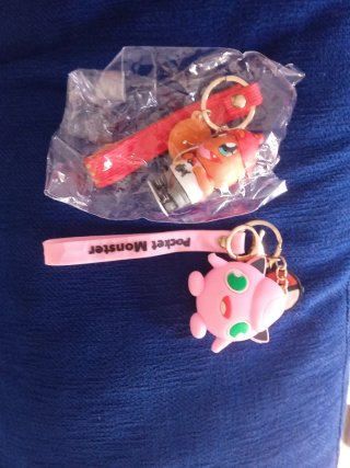 2 Llaveros Pokémon: Charmander y Jigglypuff