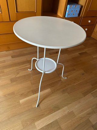 Mesa auxiliar IKEA LINDVED blanca