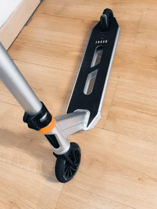Patinete Drone. Aluminio profesional reforzado.