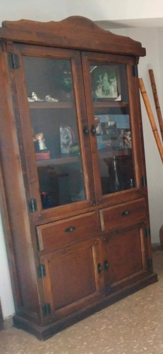Salon/ Comedor,de Pino Macizo