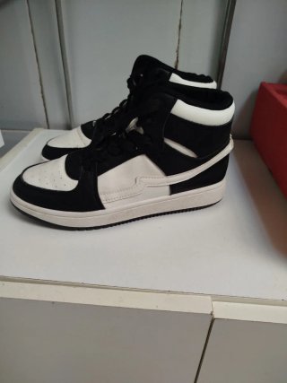 Zapatillas Altas Blanco y Negro