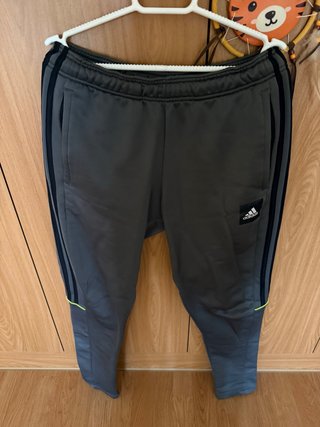 Pantalón de chándal Adidas gris
