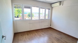 Se Alquila Oficina-Local de 130m