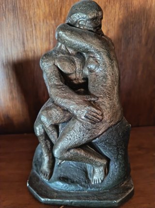 Figura El Beso