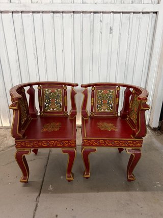 Pareja de bancos antiguos de madera