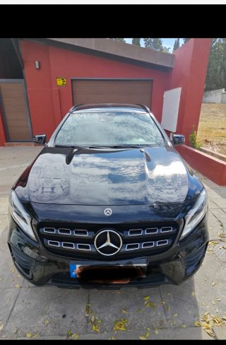 Mercedes-Benz GLA Negro 180 AMG