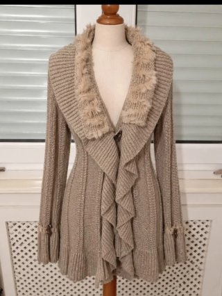 Chaqueta de lana beige