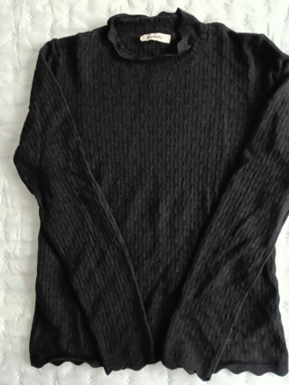 Jersey Cuello Alto Lolita Negro Talla S