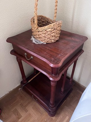 Mesa Cajonera de Madera