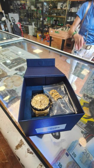 Reloj Festina Dorado