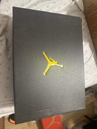 Caja de Zapatillas Air Jordan 1 Low
