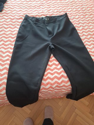 Pantalón negro de señora