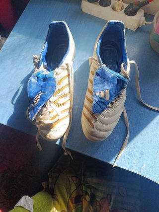 Botines de fútbol Adidas