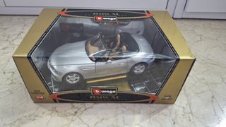 BMW Z3 Roadster del año 1996 a 1/18 de Burago
