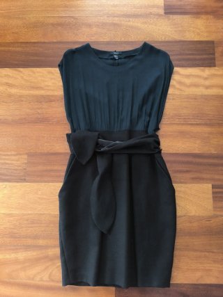 Vestido bicolor invierno con lazo (Talla L)