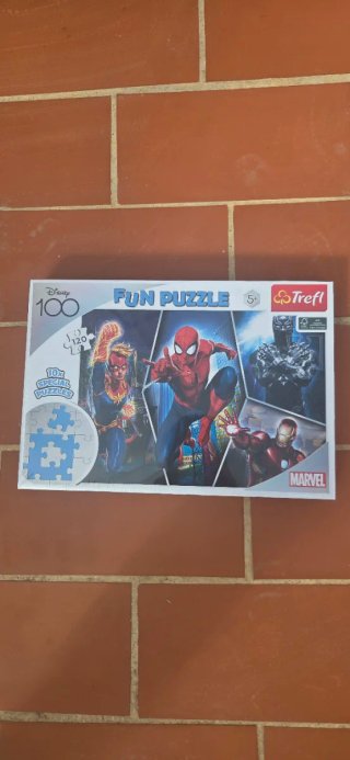 Puzzle Trefl Marvel 120 piezas. Sin estrenar