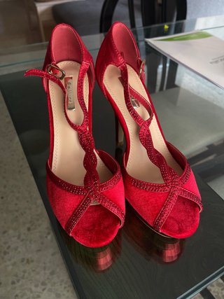 Tacones Rojos Bellucci