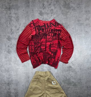 Camiseta manga larga grafiti roja rayas vintage