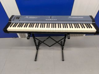 Teclado Controlador midi Studiologic SL-990