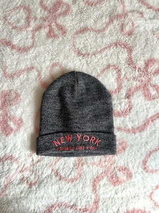 Gorro de punto gris New York
