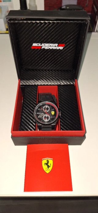 Reloj Scuderia Ferrari FER0830356