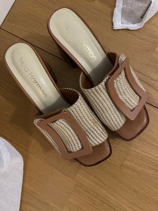 Sandalias Noa Harmon. Solo envíos.
