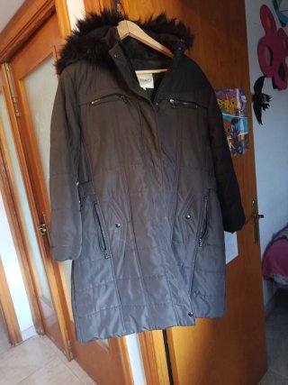 Chaqueta Heskey Marrón con Capucha