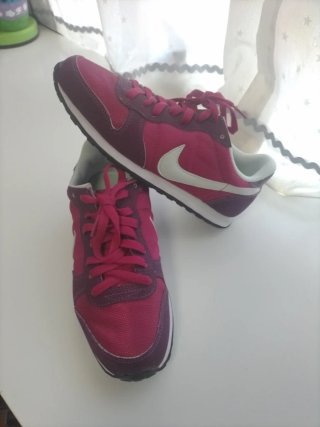 Nike 38,5 mujer