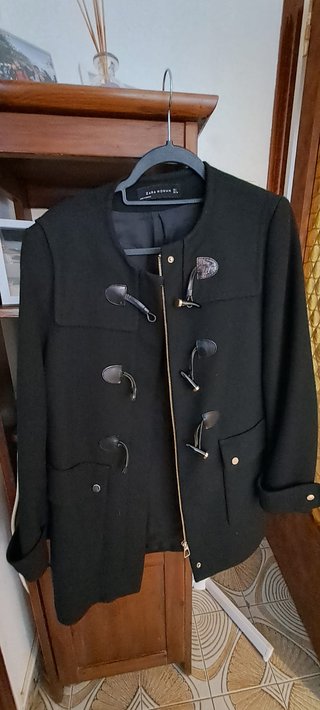 Chaqueta de abrigo negra Zara Woman