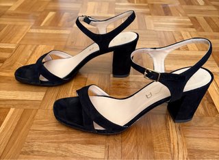 Sandalias Unisa Negras de Tacón 40