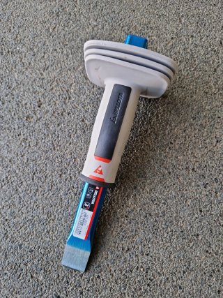 Cincel Bellota con protector de mano