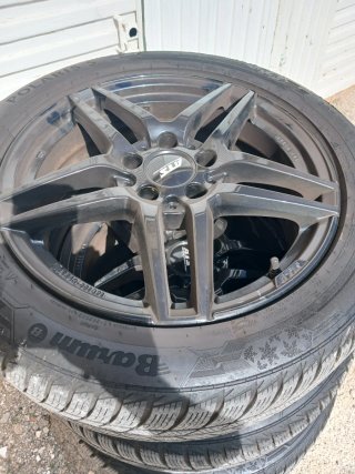 Llantas con neumáticos para Mercedes