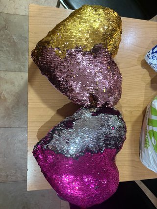 2 Cojines de Corazón con Lentejuelas