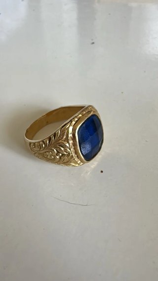 Anillo, Sello de Oro con Piedra Azul peso 12g