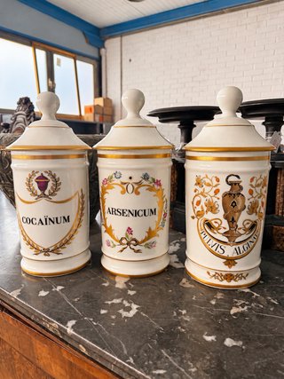 3 tarros antiguos de boticario – Farmacia vintage