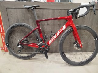 Bicicleta Carretera BH RS1 4.0 Di2 Talla M