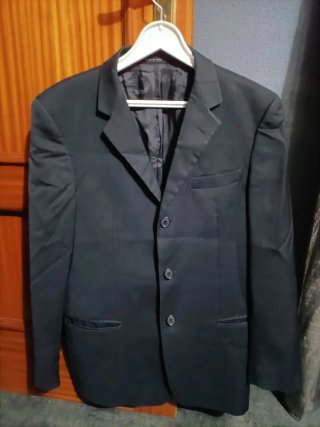 Americana Emporio Armani Negra Talla 48