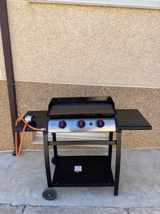 Barbacoa de gas con plancha