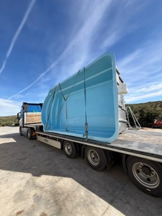 Piscina de Poliéster 6x3 m