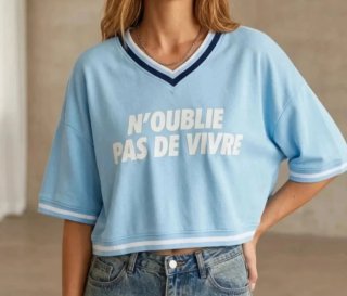 Camiseta Azul con Frase