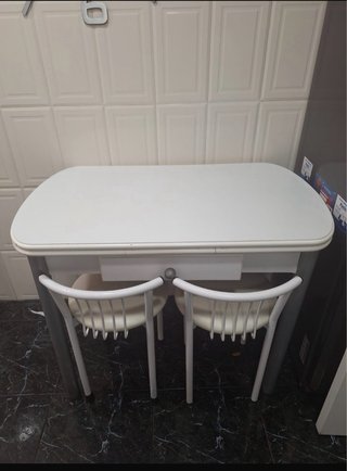 Mesa de cocina extensible blanca