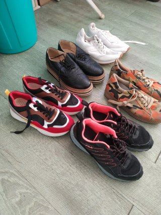 Lote de 6 pares de zapatillas talla 39