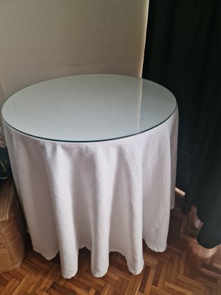 Mesa Redonda de Madera con Cristal