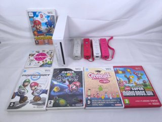 Consola Nintendo Wii con Juegos y Mandos