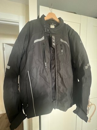 Chaqueta de moto LS2 negra