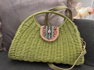 Bolso de mano veraniego verde